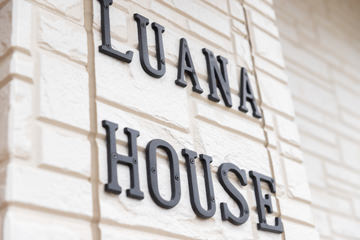 LUANA HOUSE